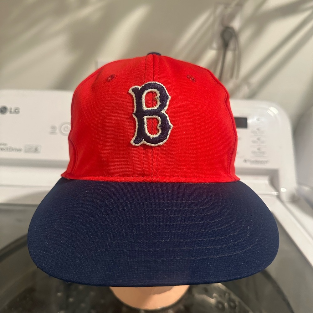 Vintage 80’s Boston Red Sox Hat (Youth)